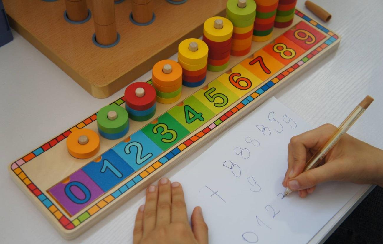 Речь взрослых влияет на усвоение малышами основ математики