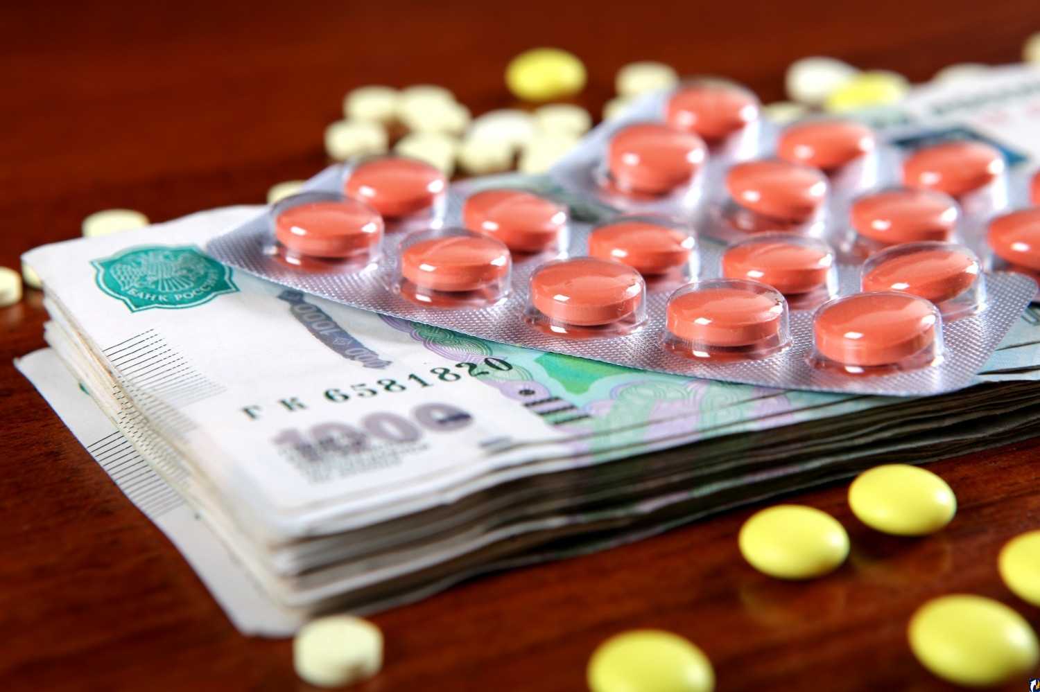 ФАС начнет аннулировать завышенные цены на лекарства от ВИЧ