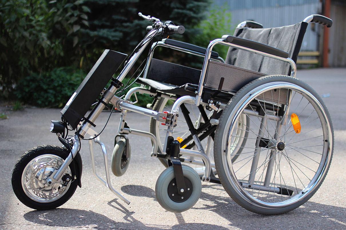 Приставка UNA превратит любую инвалидную коляску в электрическую