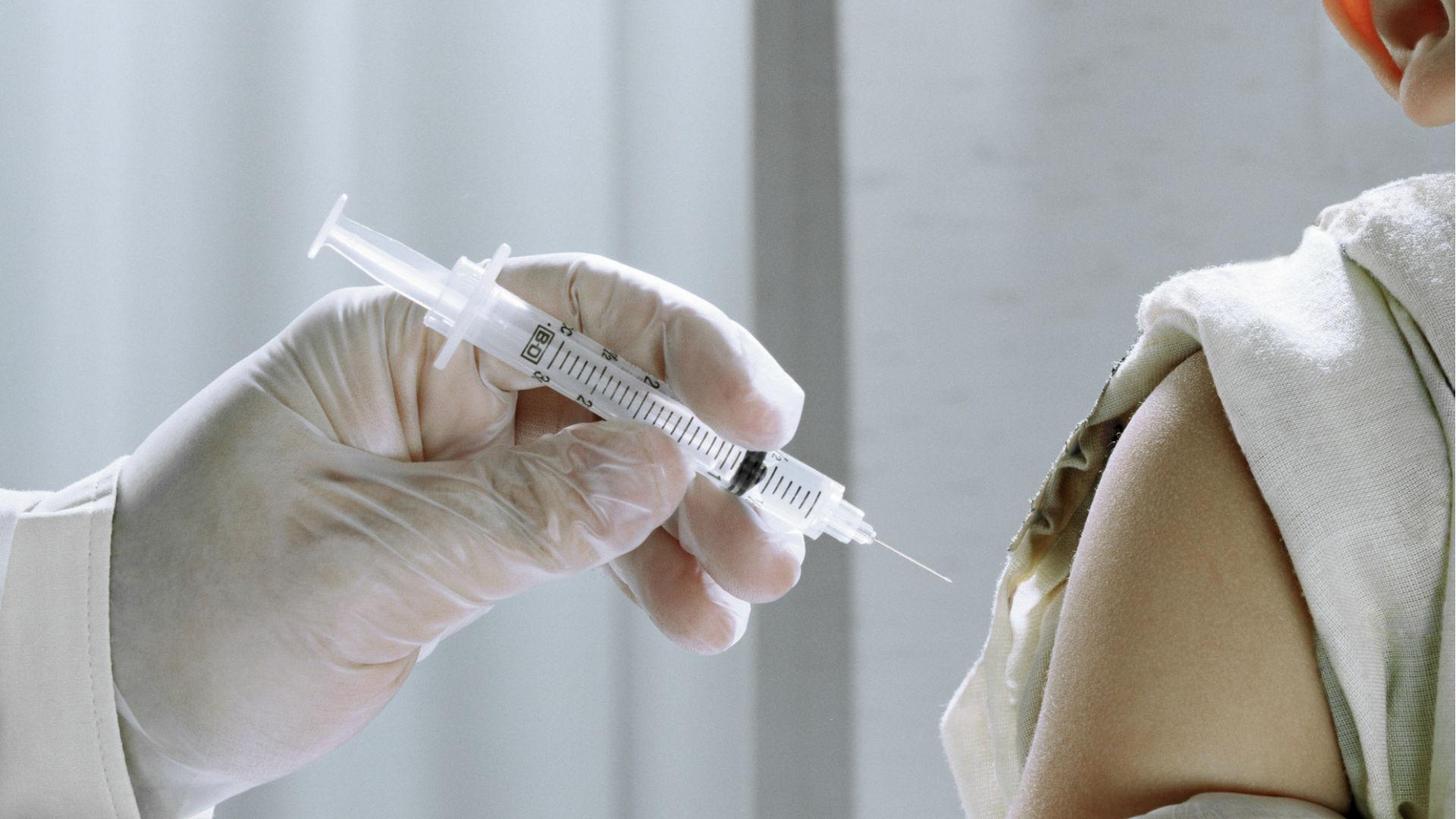 Представлены результаты анализа эффективности девятивалентной вакцины против ВПЧ