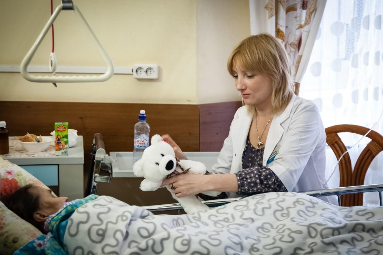 Диана Невзорова: «Чиновники хитрят, инвалиды умирают»