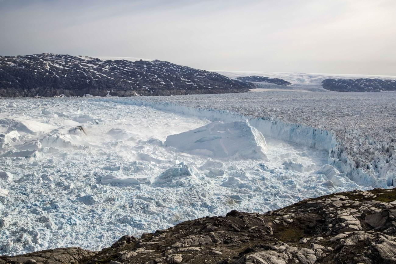 Helheim Glacier in Southeast Greenland Ученые оценили пропажу льда в Гренландии