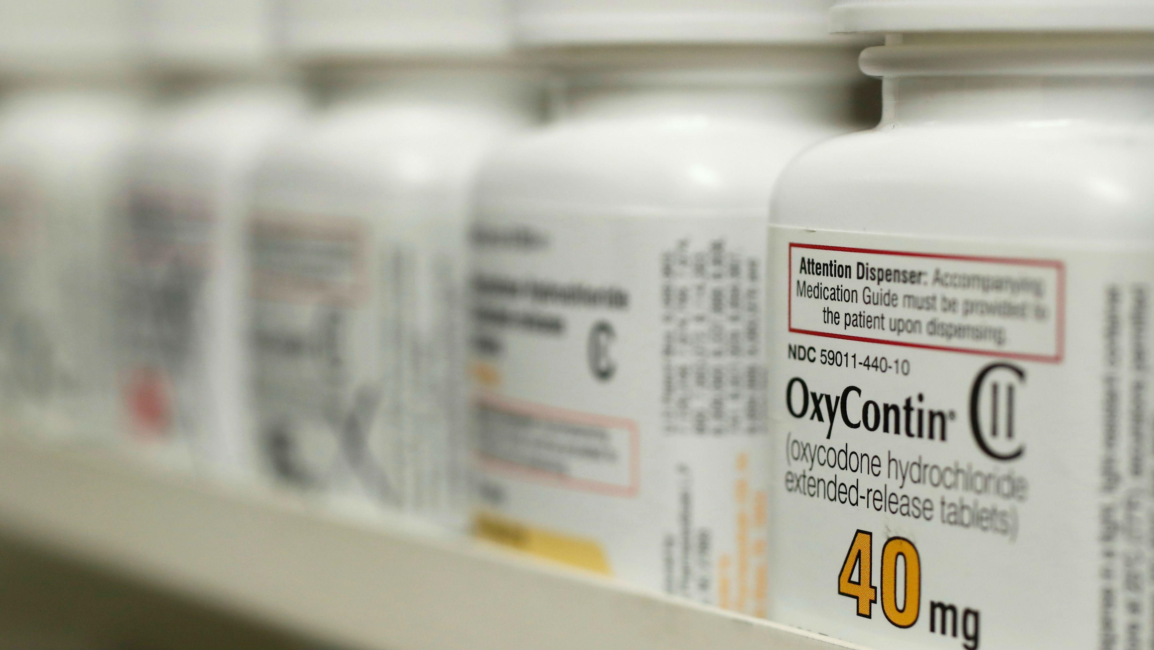 FDA распорядилось изъять из продажи опиоидный анальгетик из-за риска злоупотребления