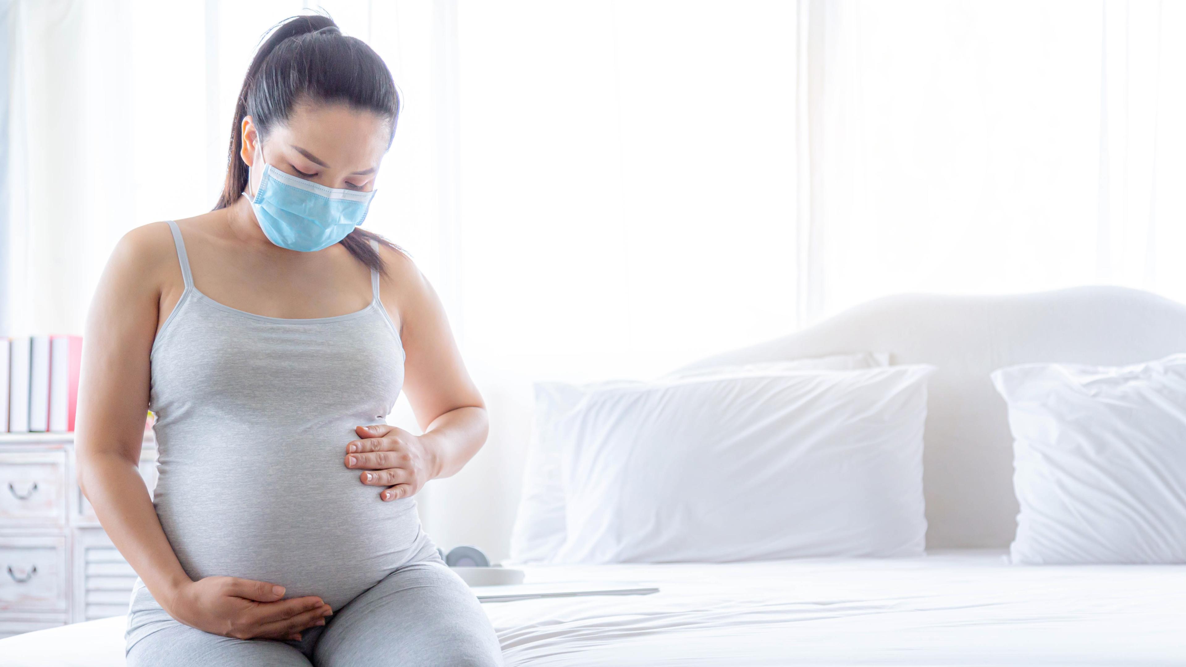 Может ли ребенок заразиться коронавирусом в утробе матери