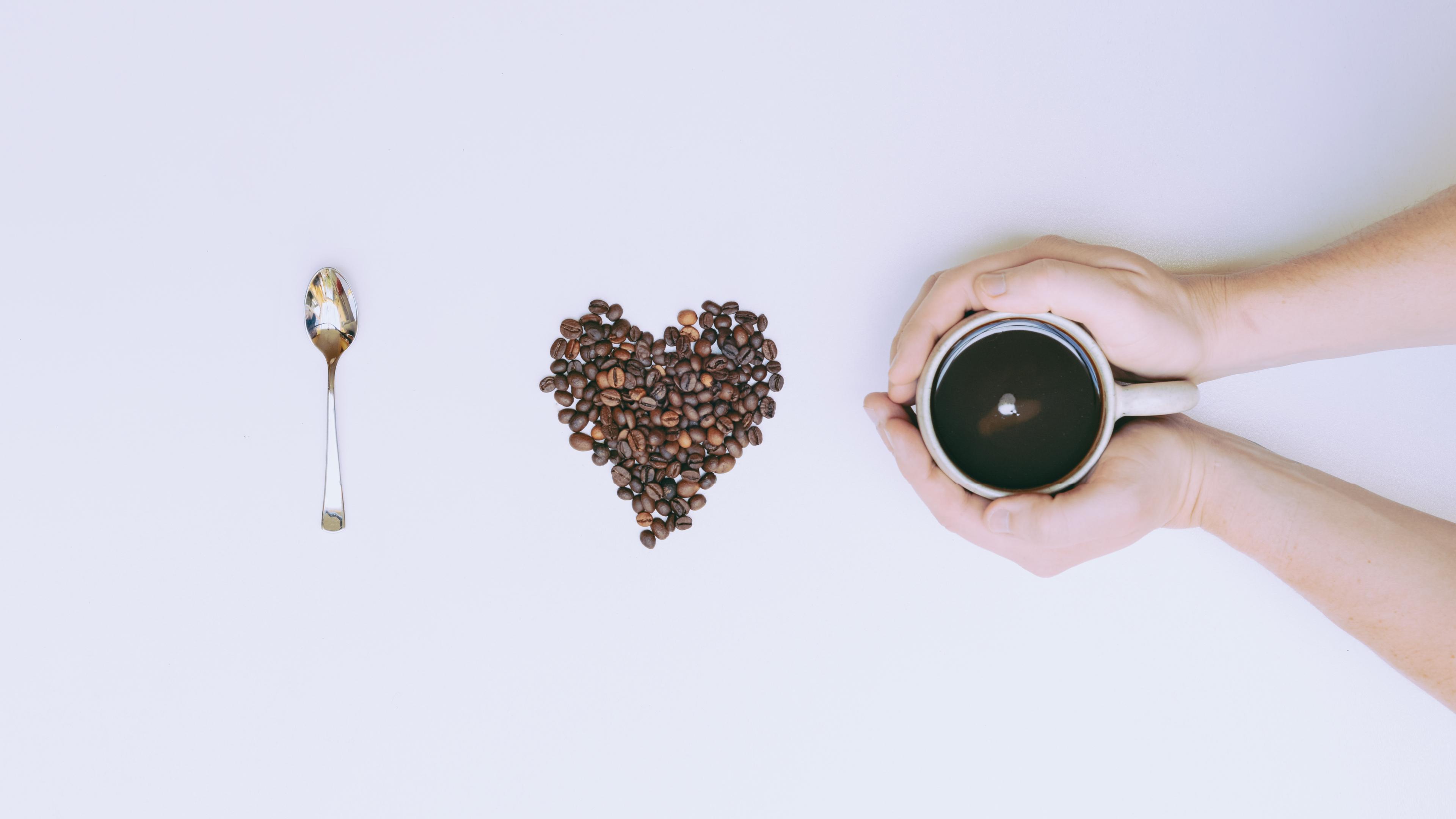Кофе не сбивает ритм сердца у большинства людей