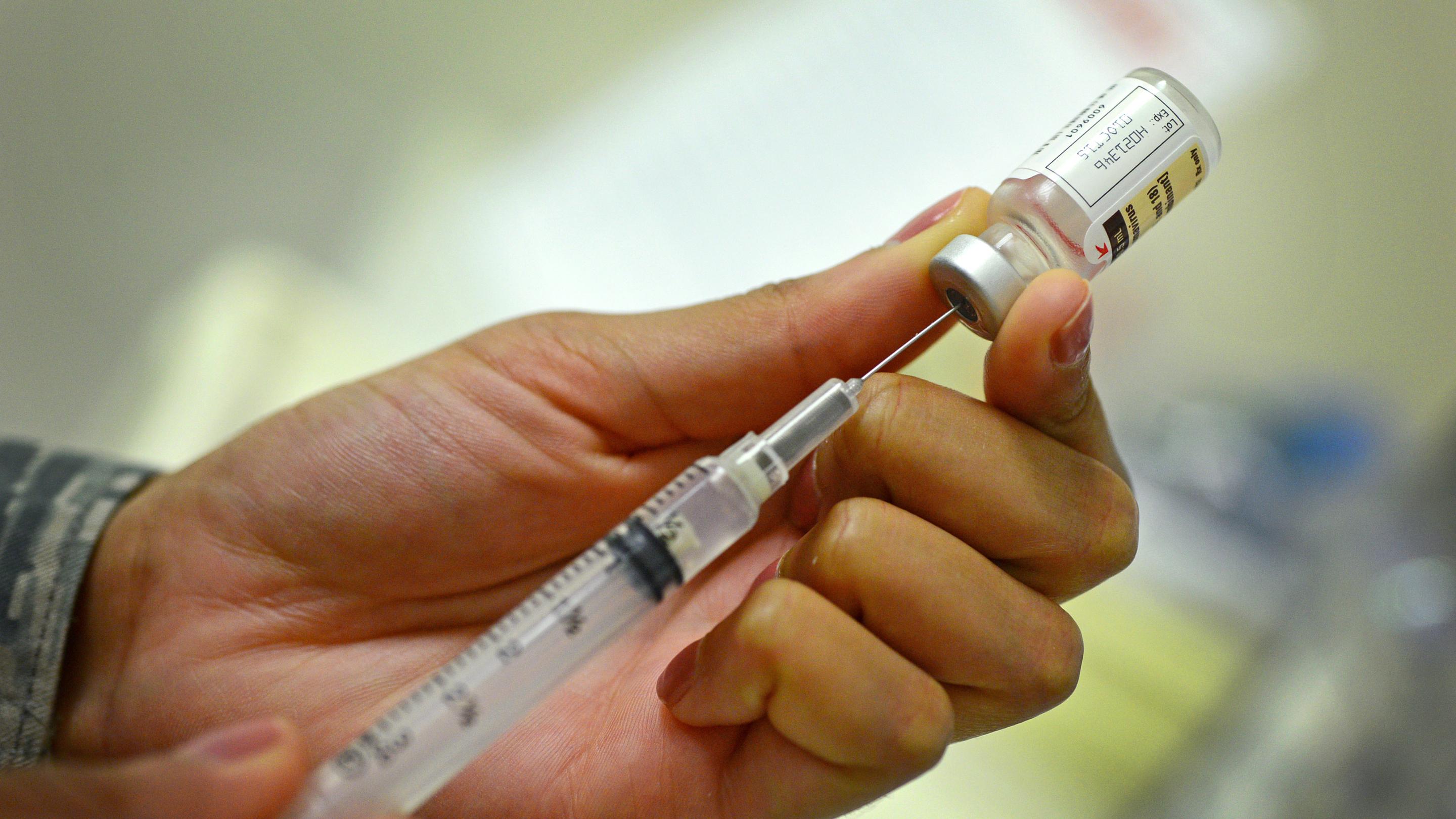 Вакцину БЦЖ предложили использовать для борьбы с воспалением при ковиде