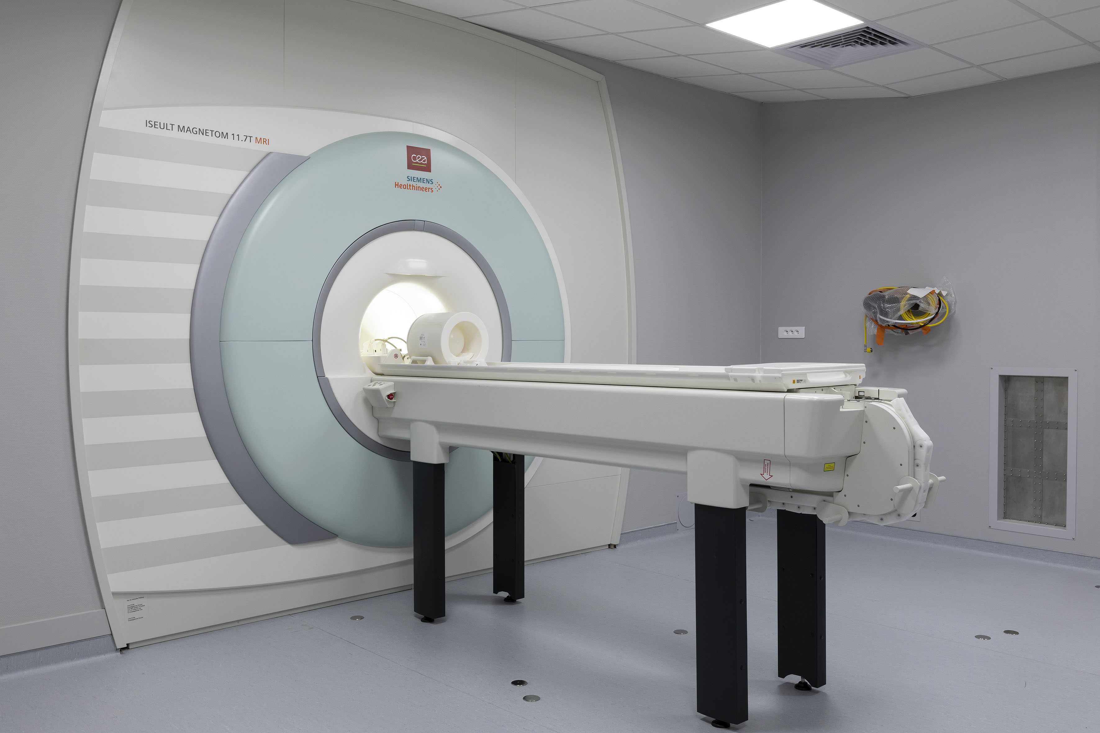 Создан самый мощный в мире магнитно-резонансный томограф