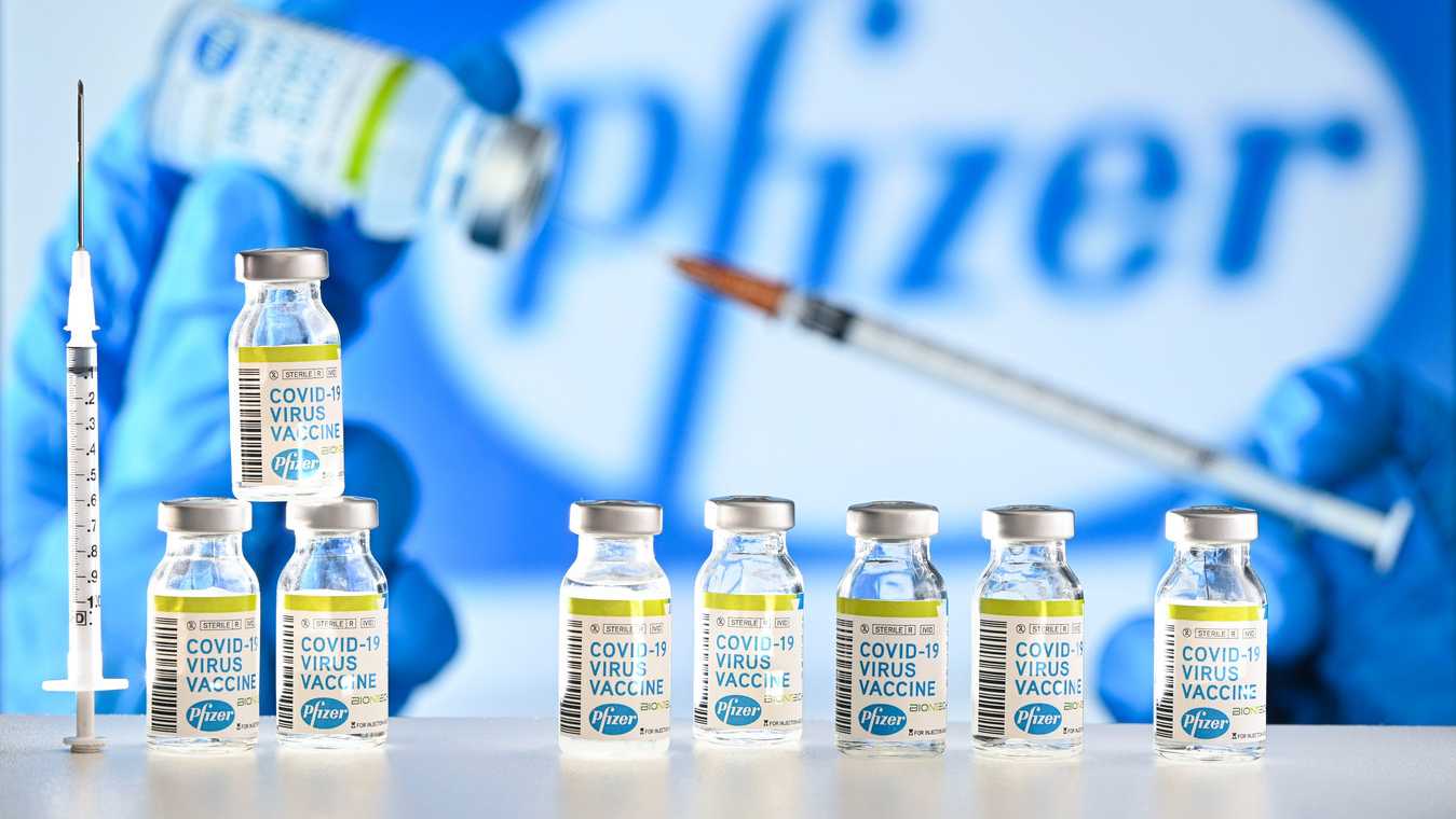 Американцы разрешили вводить вакцину Pfizer детям с 5 лет