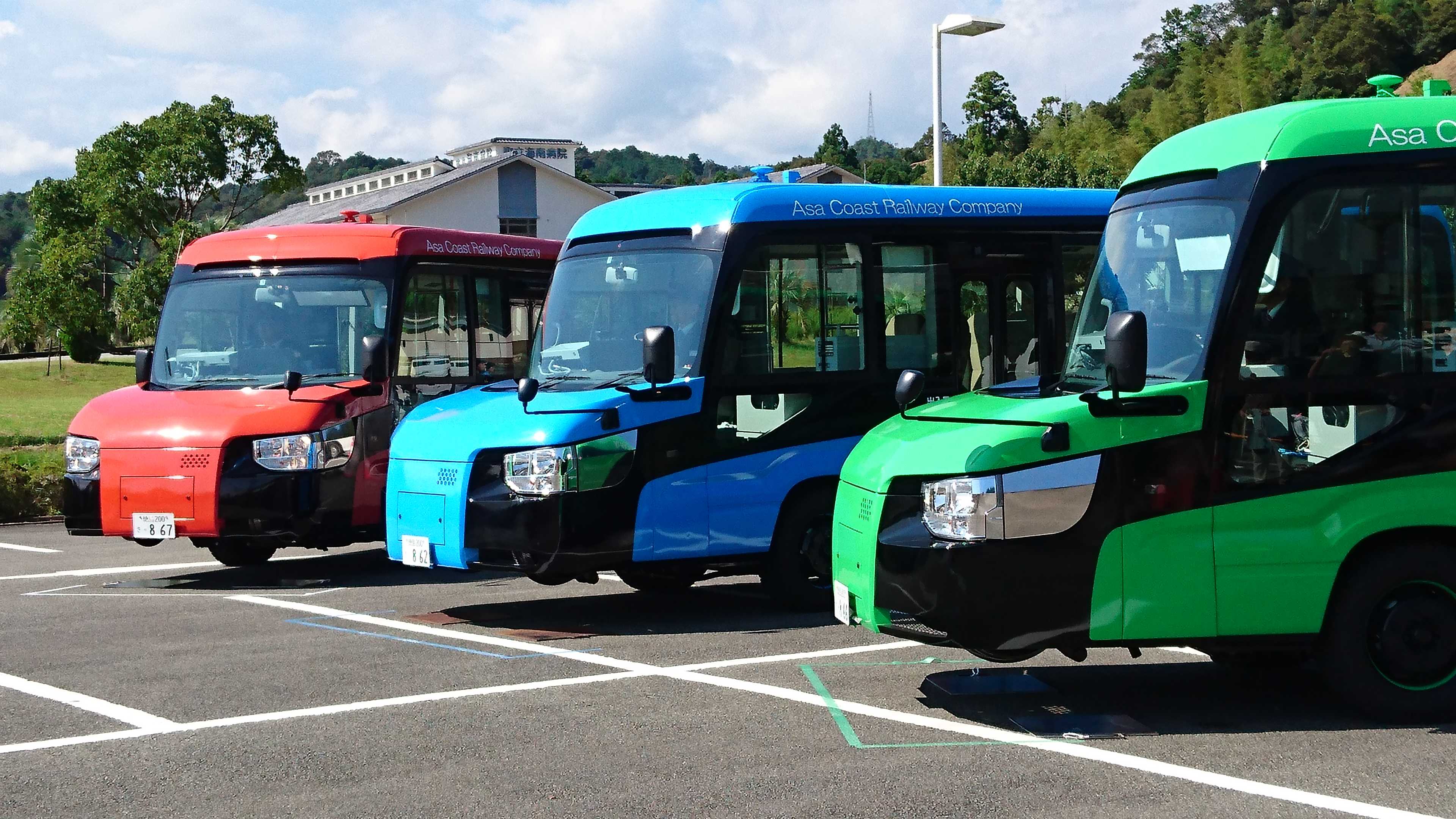 В Японии заработают автобусы-поезда DMV