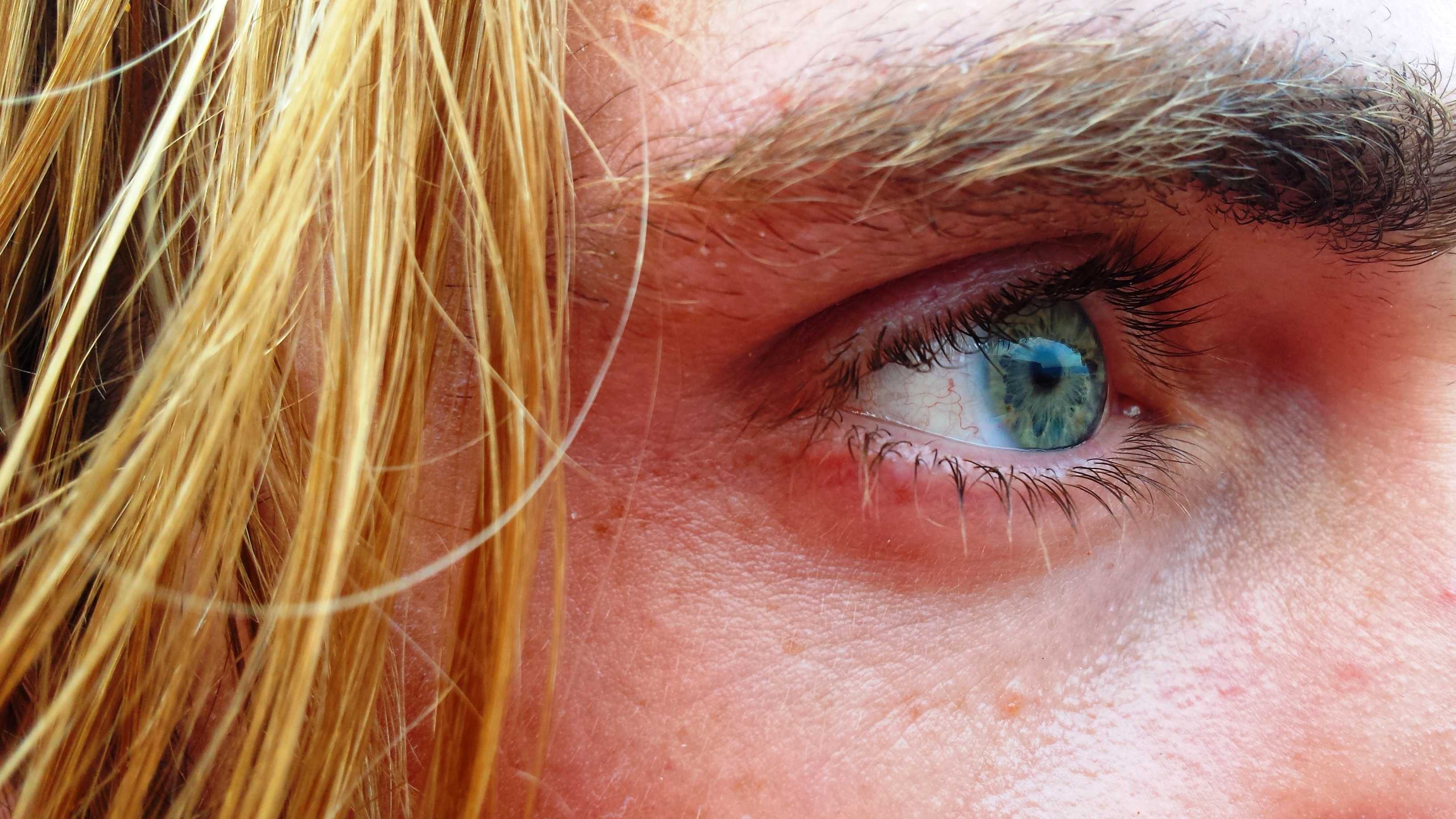 Нужно ли принимать витамины для глаз здоровым людям