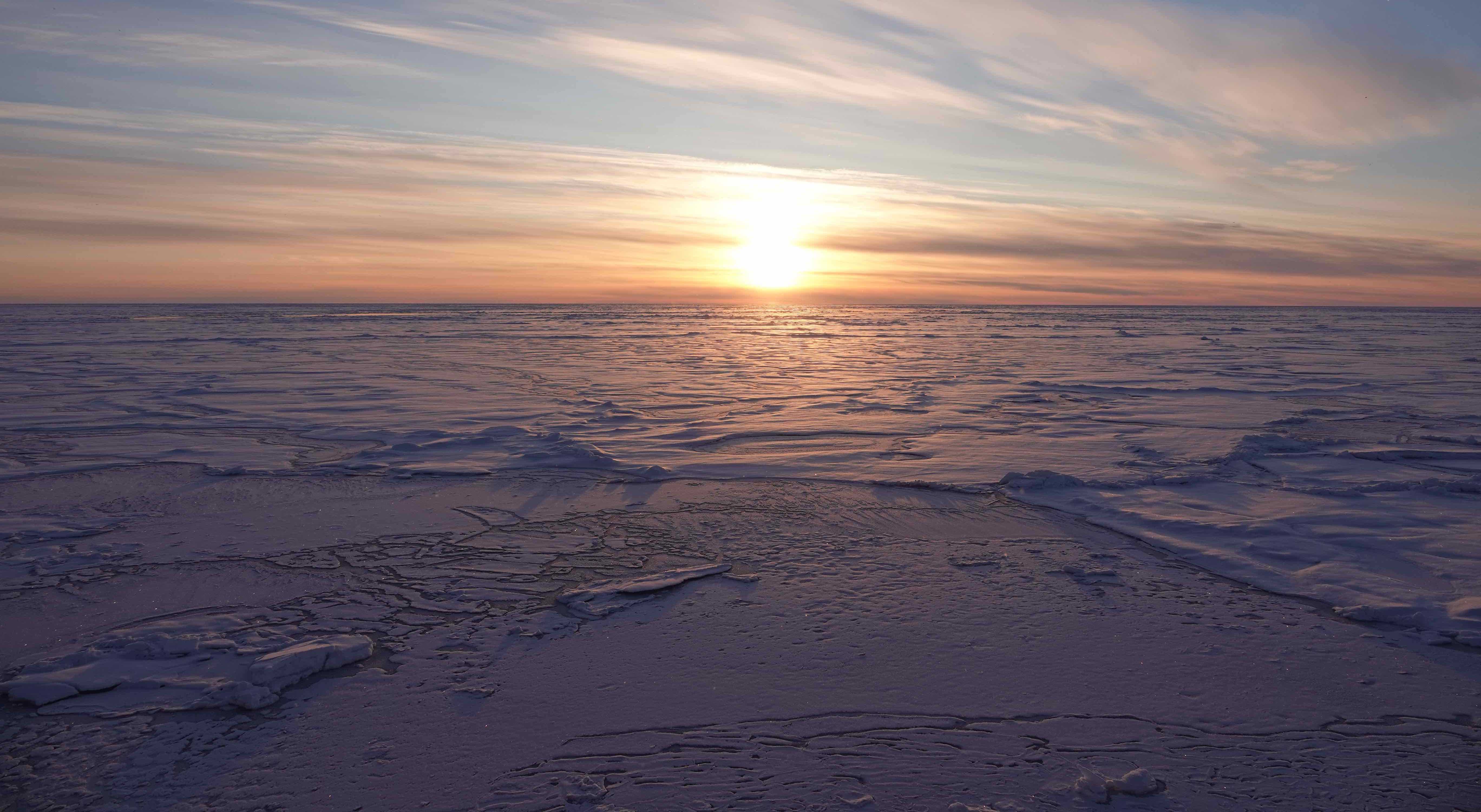 Стеклянные микросферы не спасут полярный лёд от таяния, а планету от глобального потепления