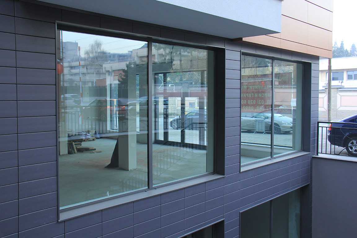 Стильные и надежные окна алюминиевые и офисные перегородки