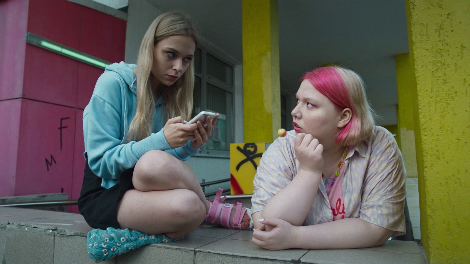 Смартфоны повысили риски депрессии и ожирения у детей Смартфоны повысили риски депрессии и ожирения у детей